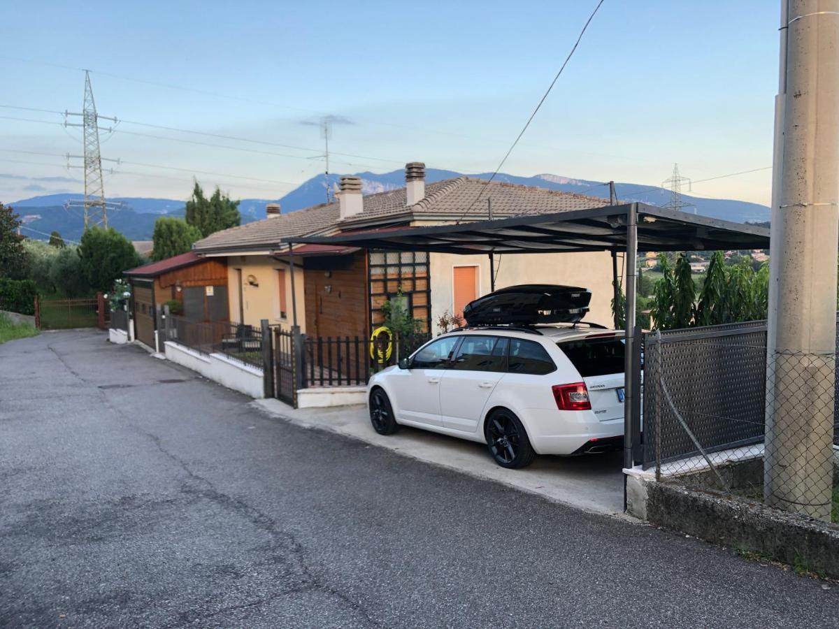Vila Casa Anna Caprino Veronese Exteriér fotografie